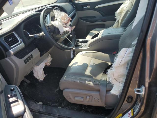 Photo 7 from auction – 2015 TOYOTA HIGHLANDER with VIN 5TDKKRFH5FS058972