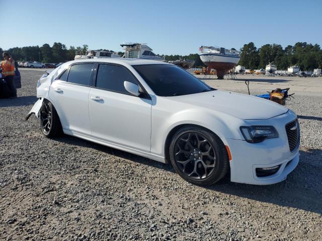 Photo 4 from auction – 2019 CHRYSLER 300 S with VIN 2C3CCABT9KH619717