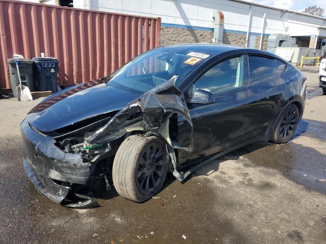 TESLA MODEL Y 2024 مع رقم تعريف المركبة 7SAYGDEE0RA225592 - صورة من المزاد