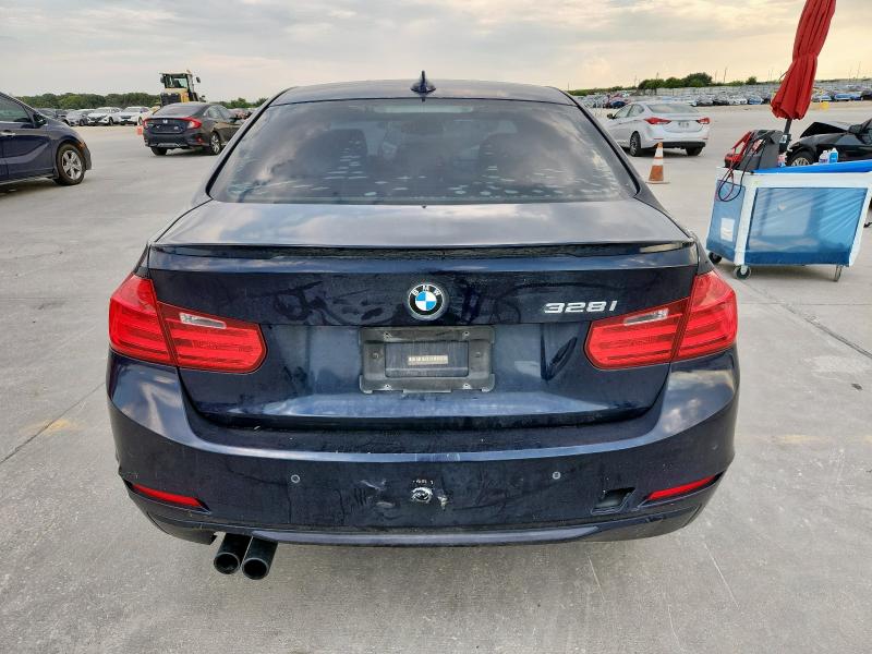 Photo 6 from auction – 2013 BMW 328 I with VIN WBA3A5G54DNP23431
