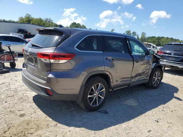 Photo 3 from auction – 2019 TOYOTA HIGHLANDER with VIN 5TDJZRFH5KS629409