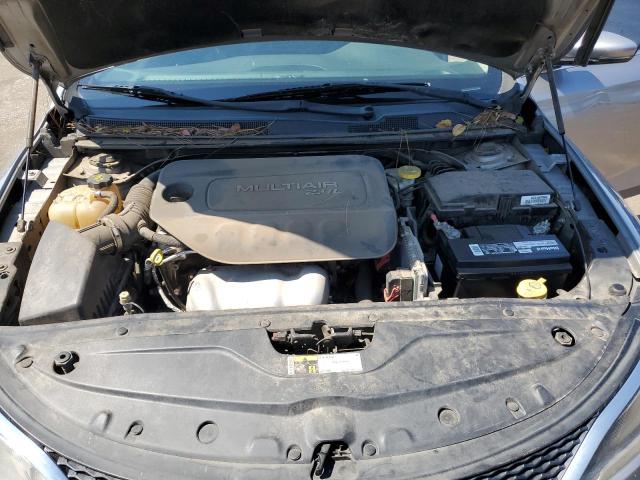 Photo 11 from auction – 2015 CHRYSLER 200 C with VIN 1C3CCCCB8FN545141