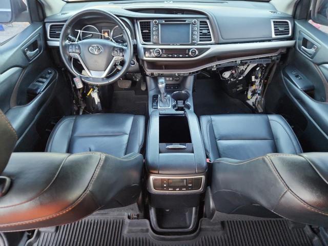 Photo 8 from auction – 2019 TOYOTA HIGHLANDER with VIN 5TDJZRFH7KS566359