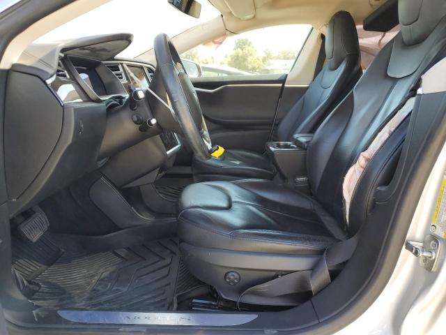 Photo 7 from auction – 2015 TESLA MODEL S 60 with VIN 5YJSA1S14FF080592