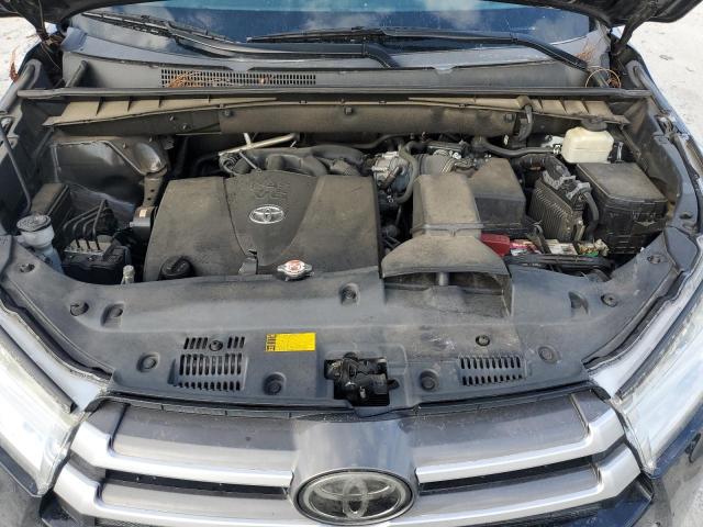 Photo 12 from auction – 2018 TOYOTA HIGHLANDER with VIN 5TDBZRFHXJS862690