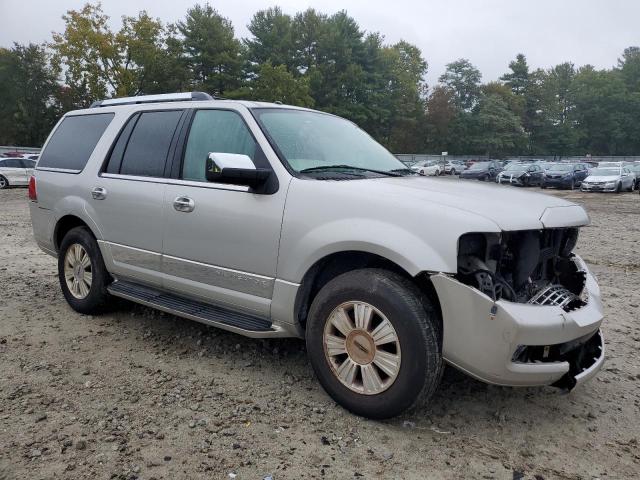 Photo 4 from auction – 2007 LINCOLN NAVIGATOR with VIN 5LMFU28597LJ10928