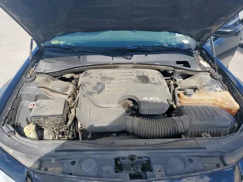 Photo 11 from auction – 2014 CHRYSLER 300 with VIN 2C3CCAAGXEH264890
