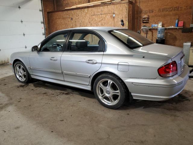 Photo 2 from auction – 2002 HYUNDAI SONATA GLS with VIN KMHWF35HX2A568421