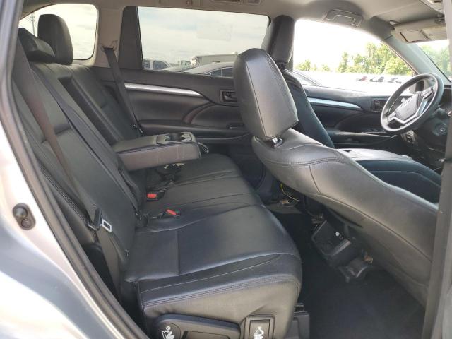 Photo 11 from auction – 2015 TOYOTA HIGHLANDER with VIN 5TDZKRFHXFS051465