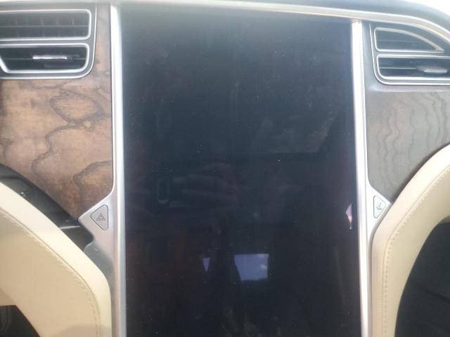 Photo 9 from auction – 2017 TESLA MODEL S with VIN 5YJSA1E23HF204729