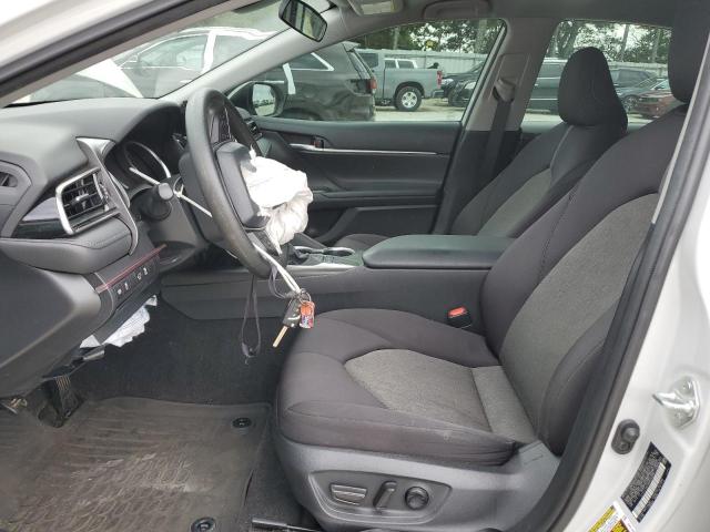 Photo 7 from auction – 2022 TOYOTA CAMRY with VIN 4T1C11AKXNU014256