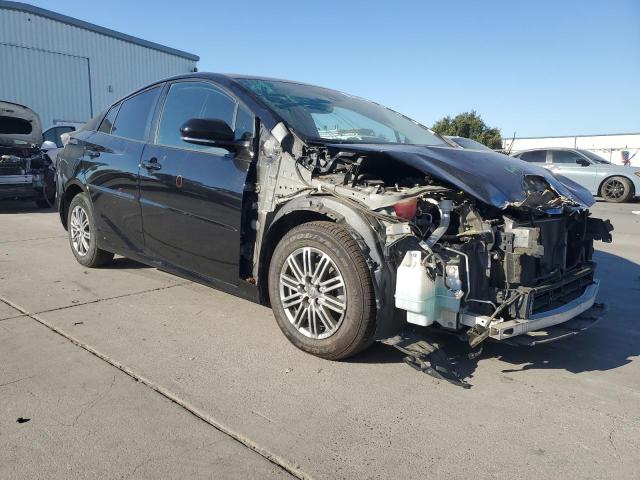 Photo 4 from auction – 2016 TOYOTA PRIUS with VIN JTDKARFU0G3019192