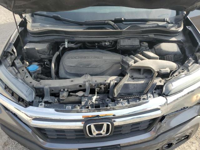 Photo 11 from auction – 2017 HONDA RIDGELINE RTL with VIN 5FPYK3F59HB033424