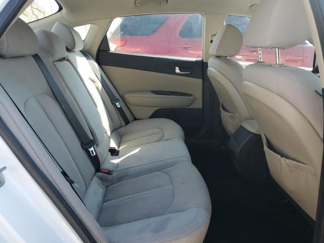 Photo 10 from auction – 2017 KIA OPTIMA LX with VIN 5XXGT4L32HG178098