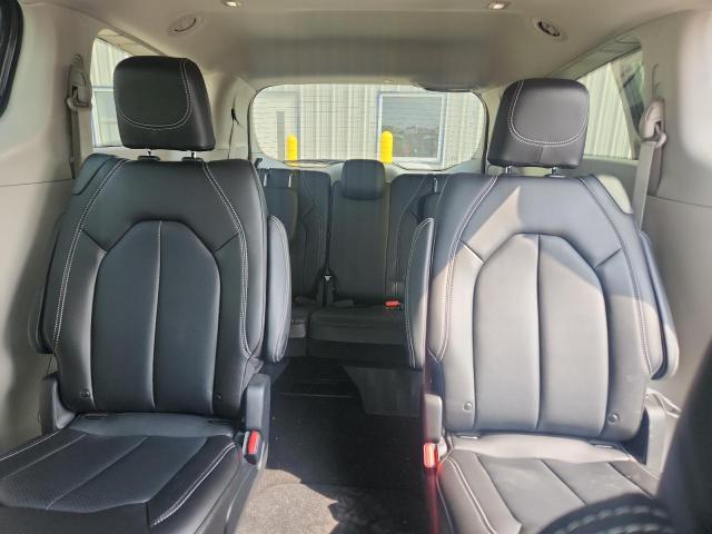 Photo 10 from auction – 2023 CHRYSLER PACIFICA T with VIN 2C4RC1BG4PR572381