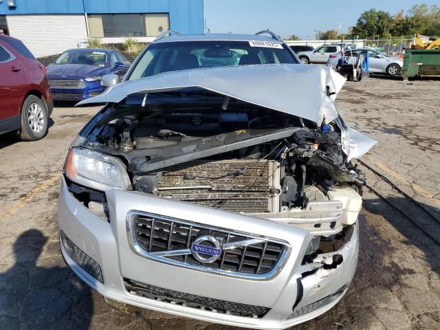 Photo 5 from auction – 2010 VOLVO V70 3.2 with VIN YV1982BW6A1141366
