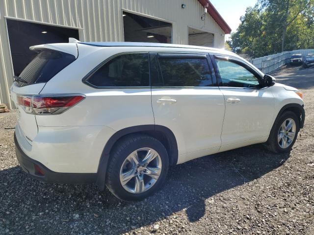 Photo 3 from auction – 2015 TOYOTA HIGHLANDER with VIN 5TDDKRFHXFS205683