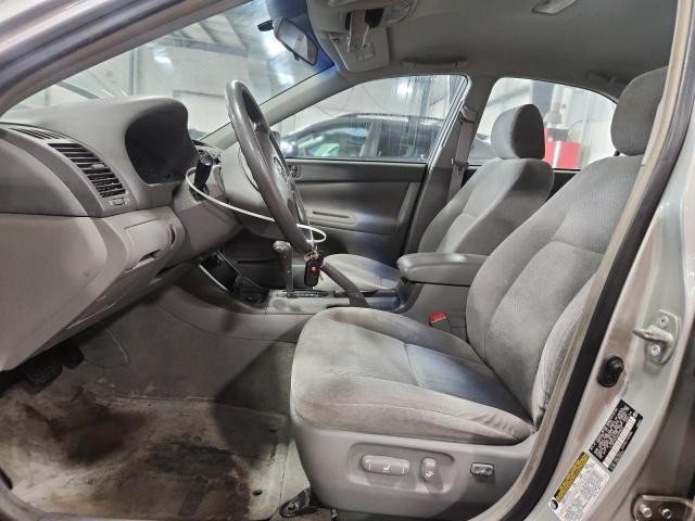 Photo 7 from auction – 2004 TOYOTA CAMRY LE with VIN 4T1BE32K34U899327