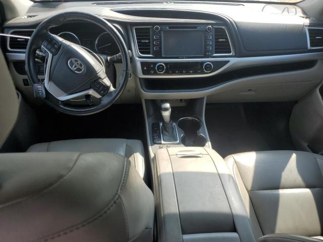 Photo 8 from auction – 2015 TOYOTA HIGHLANDER with VIN 5TDJKRFH8FS100675