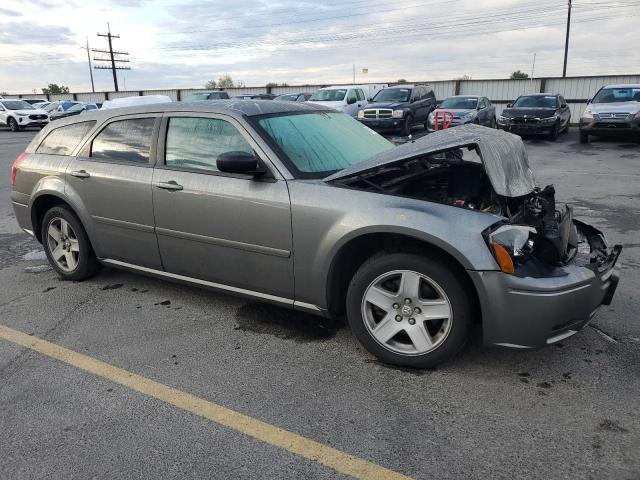 Photo 4 from auction – 2005 DODGE MAGNUM SXT with VIN 2D4FV48V35H549295