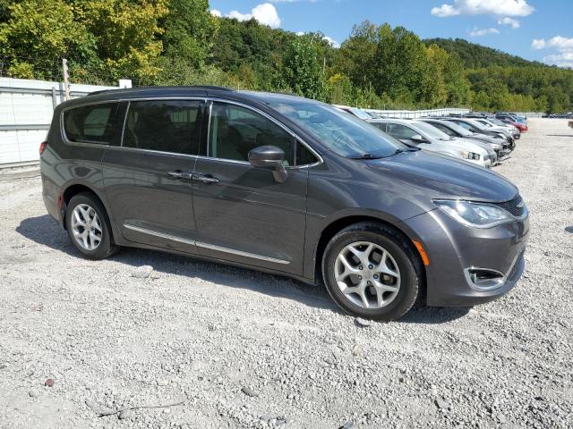 Photo 4 from auction – 2017 CHRYSLER PACIFICA T with VIN 2C4RC1BG0HR507786
