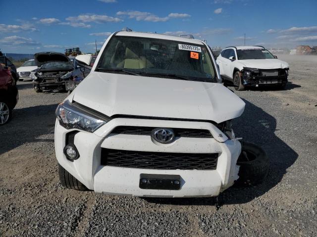 Photo 5 from auction – 2018 TOYOTA 4RUNNER SR with VIN JTEBU5JR1J5541307