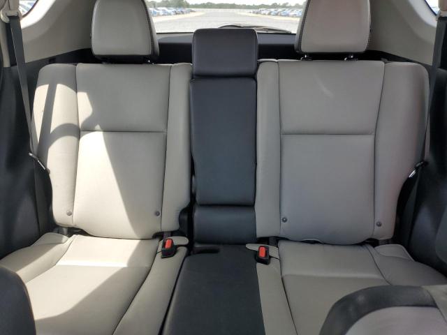 Photo 10 from auction – 2017 TOYOTA RAV4 LIMIT with VIN 2T3YFREV8HW384076
