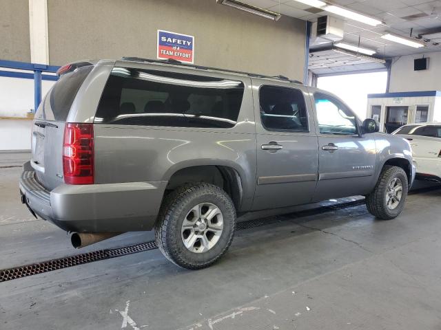 Photo 3 from auction – 2007 CHEVROLET SUBURBAN K with VIN 1GNFK16307J214512