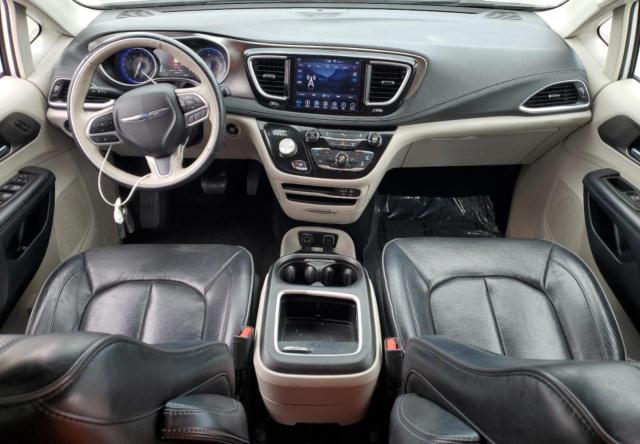 Photo 8 from auction – 2018 CHRYSLER PACIFICA L with VIN 2C4RC1GG6JR320759