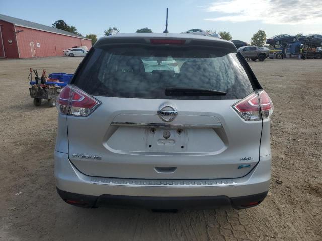 Photo 6 from auction – 2015 NISSAN ROGUE S with VIN 5N1AT2MV2FC919028