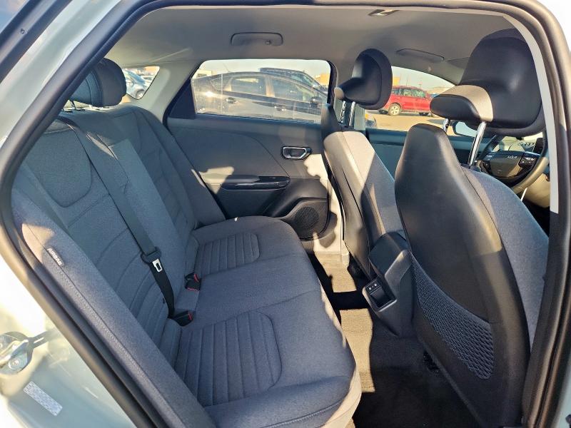 Foto 10 de la subasta – 2025 KIA K4 EX con VIN 3KPFU4DE2SE011569