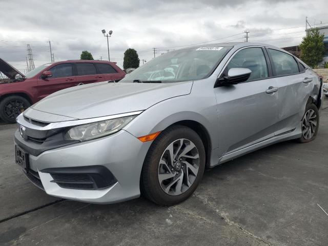 HONDA CIVIC EX 2017 مع رقم تعريف المركبة 19XFC2F73HE216817 - صورة من المزاد