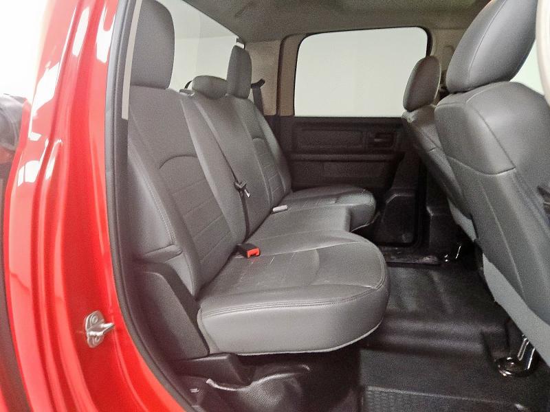 Foto 10 de la subasta – 2018 RAM 1500 ST con VIN 1C6RR6KG4JS295207