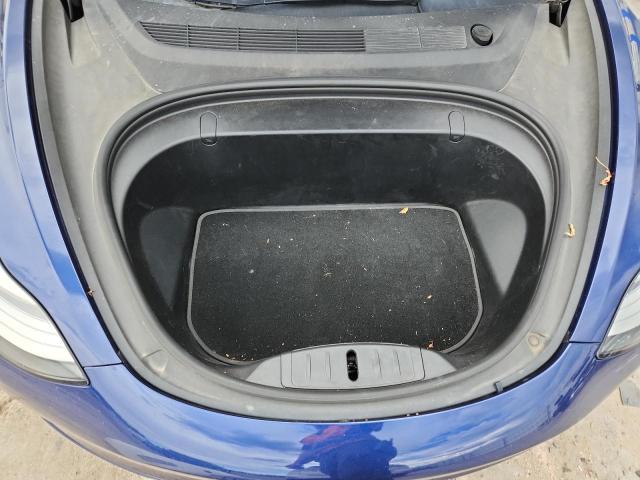 Photo 11 from auction – 2018 TESLA MODEL 3 with VIN 5YJ3E1EB4JF083935