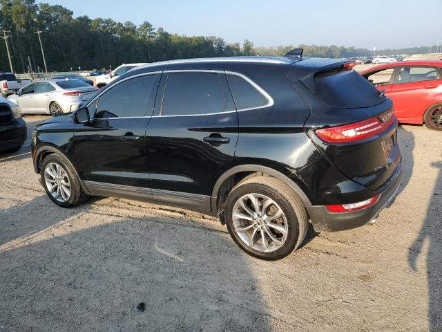 Photo 2 from auction – 2017 LINCOLN MKC SELECT with VIN 5LMCJ2C91HUL47530