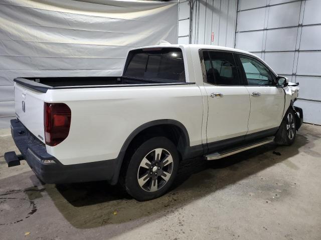 Photo 3 from auction – 2017 HONDA RIDGELINE with VIN 5FPYK3F79HB027382