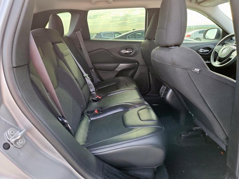 Photo 11 from auction – 2019 JEEP CHEROKEE L with VIN 1C4PJLCB6KD331915