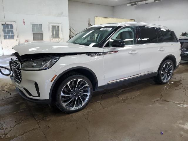 LINCOLN AVIATOR RE 2025 with VIN 5LM5J7XC9SGL07746 - Photo from auction
