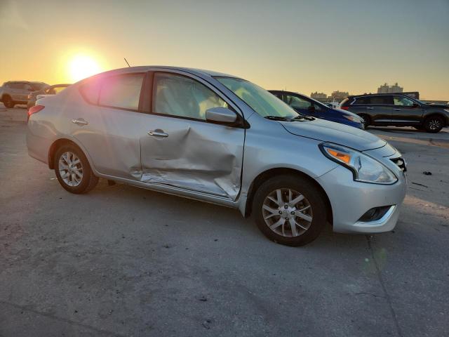 Photo 4 from auction – 2018 NISSAN VERSA S with VIN 3N1CN7AP8JL844894