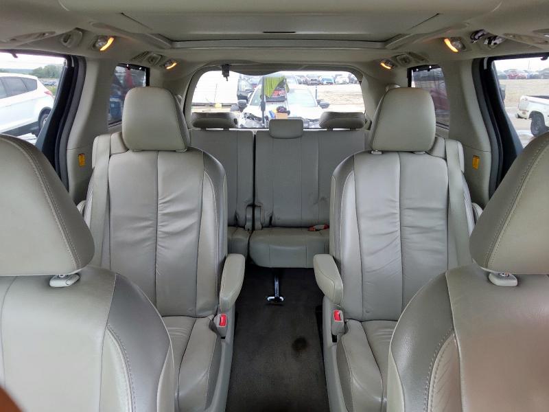 Photo 10 from auction – 2012 TOYOTA SIENNA XLE with VIN 5TDYK3DC7CS229506