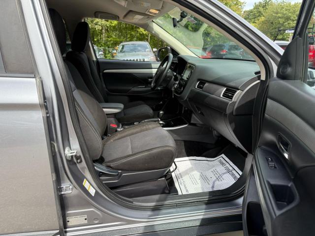 Photo 5 from auction – 2018 MITSUBISHI OUTLANDER with VIN JA4AZ3A31JZ056721