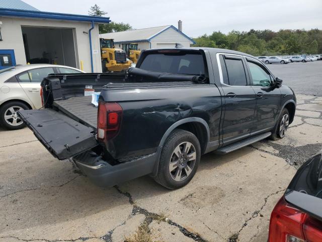 Photo 3 from auction – 2017 HONDA RIDGELINE RTL with VIN 5FPYK3F67HB035147