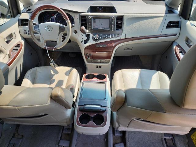 Photo 8 from auction – 2013 TOYOTA SIENNA XLE with VIN 5TDYK3DC1DS361503
