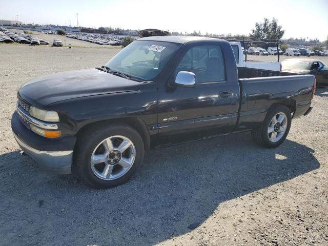 CHEVROLET SILVERADO 2002 with VIN 1GCEC14TX2Z255339 - Photo from auction