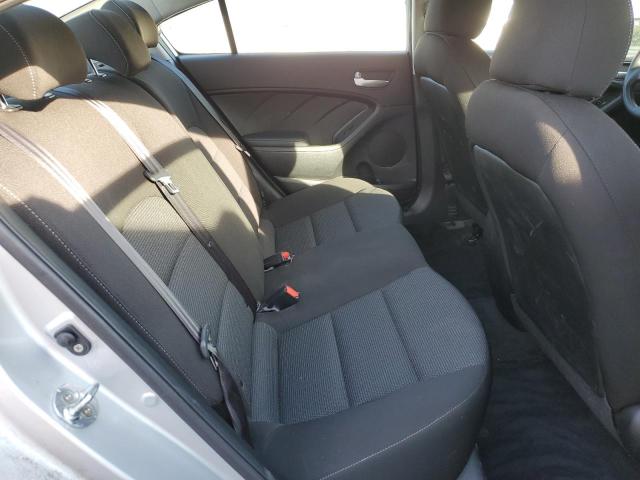 Photo 10 from auction – 2017 KIA FORTE LX with VIN 3KPFK4A74HE078033