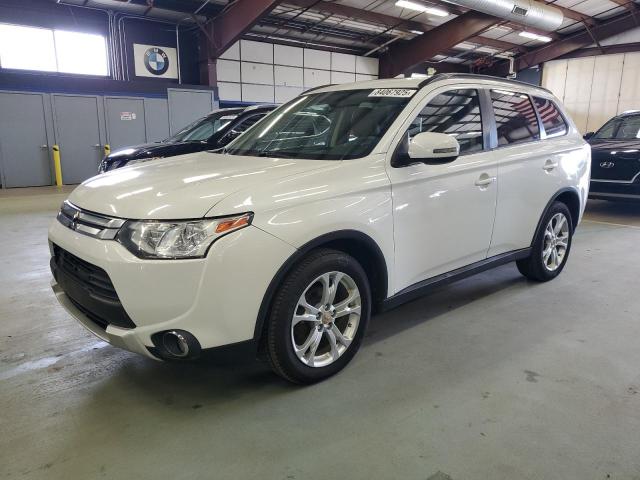 MITSUBISHI OUTLANDER 2015 with VIN JA4AZ3A35FZ013099 - Photo from auction