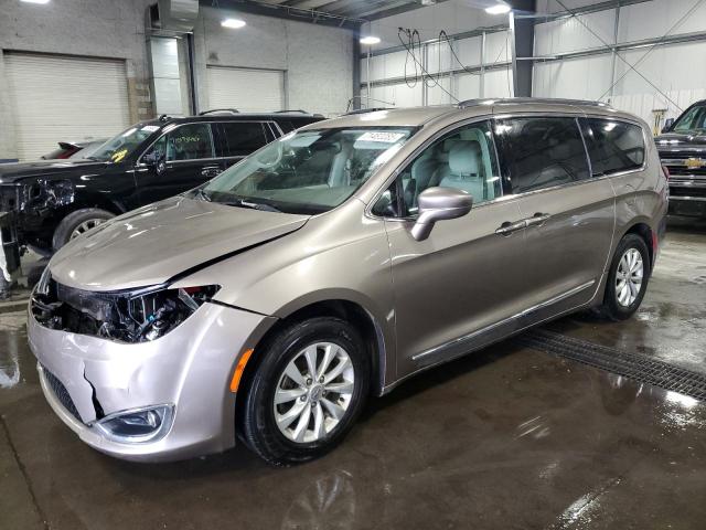 CHRYSLER PACIFICA T 2018 with VIN 2C4RC1BG2JR235781 - Photo from auction
