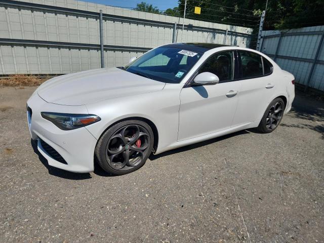 ALFA ROMEO GIULIA TI 2017 with VIN ZARFAECN2H7560154 - Photo from auction