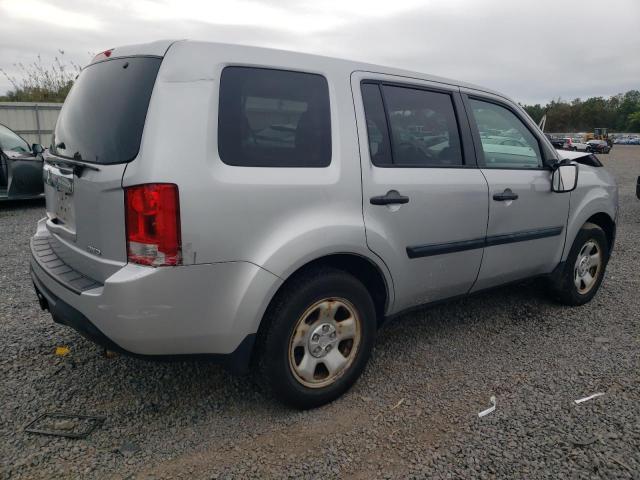 Photo 3 from auction – 2015 HONDA PILOT LX with VIN 5FNYF4H29FB063672