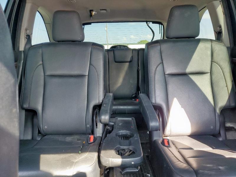 Photo 10 from auction – 2016 TOYOTA HIGHLANDER with VIN 5TDYKRFHXGS137310